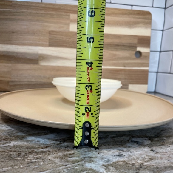 Tupperware Chip Dip 'N Serve Tray with Dip Bowl & Lid Tan & Sheer #492 - Vintage - Picture 10 of 10